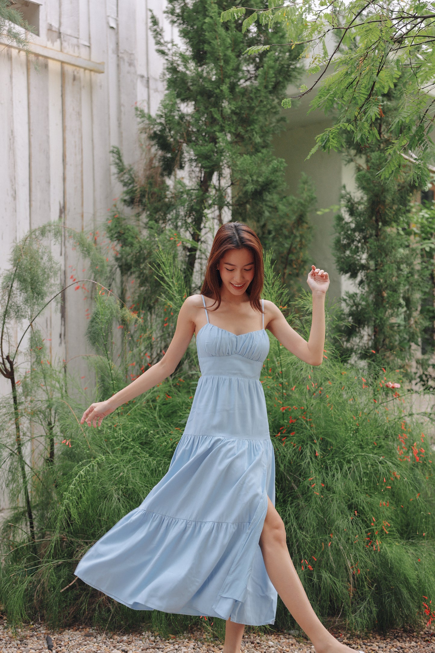 Meadow Padded Linen Dress (Blue)