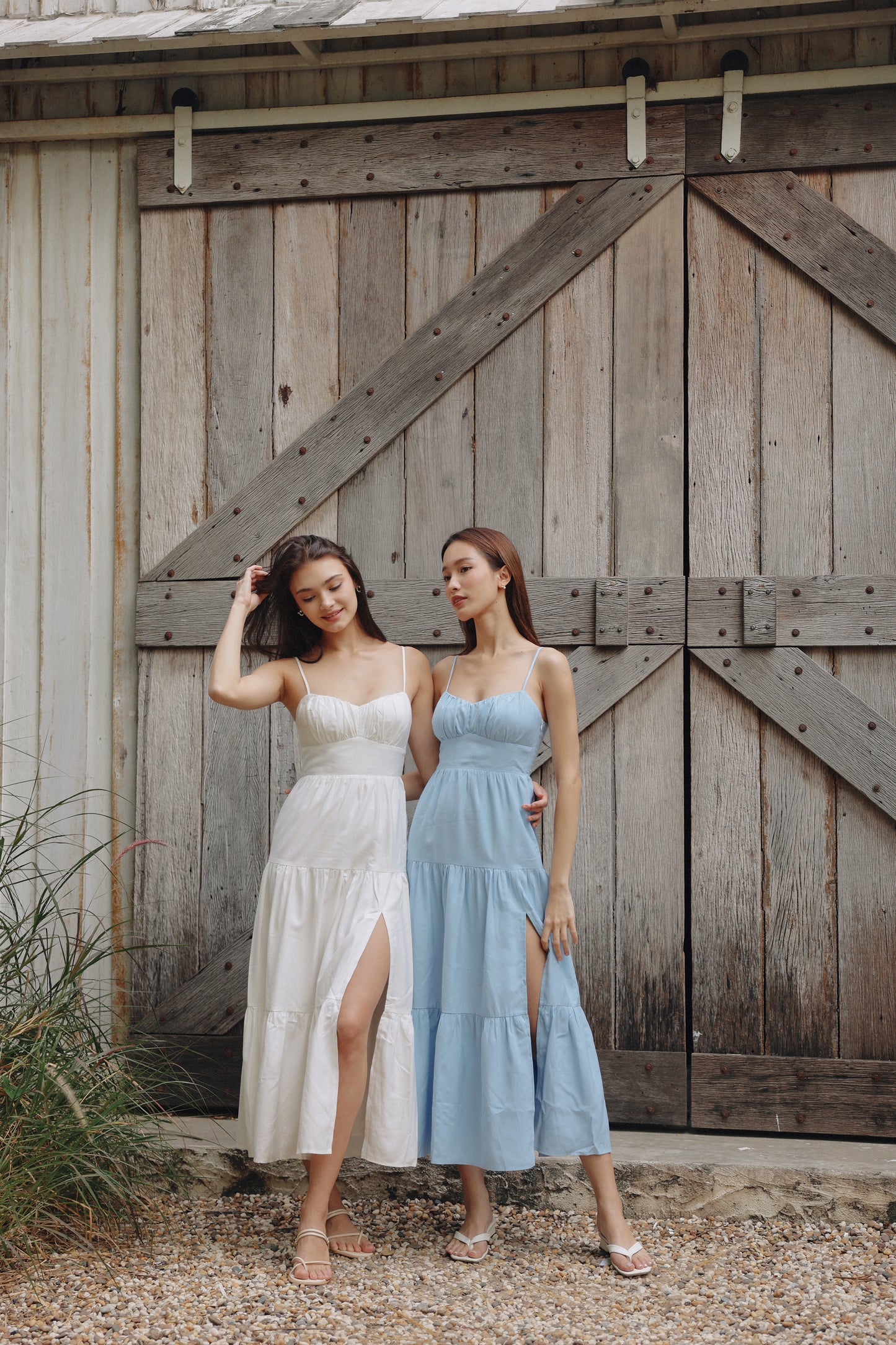 Meadow Padded Linen Dress (Blue)