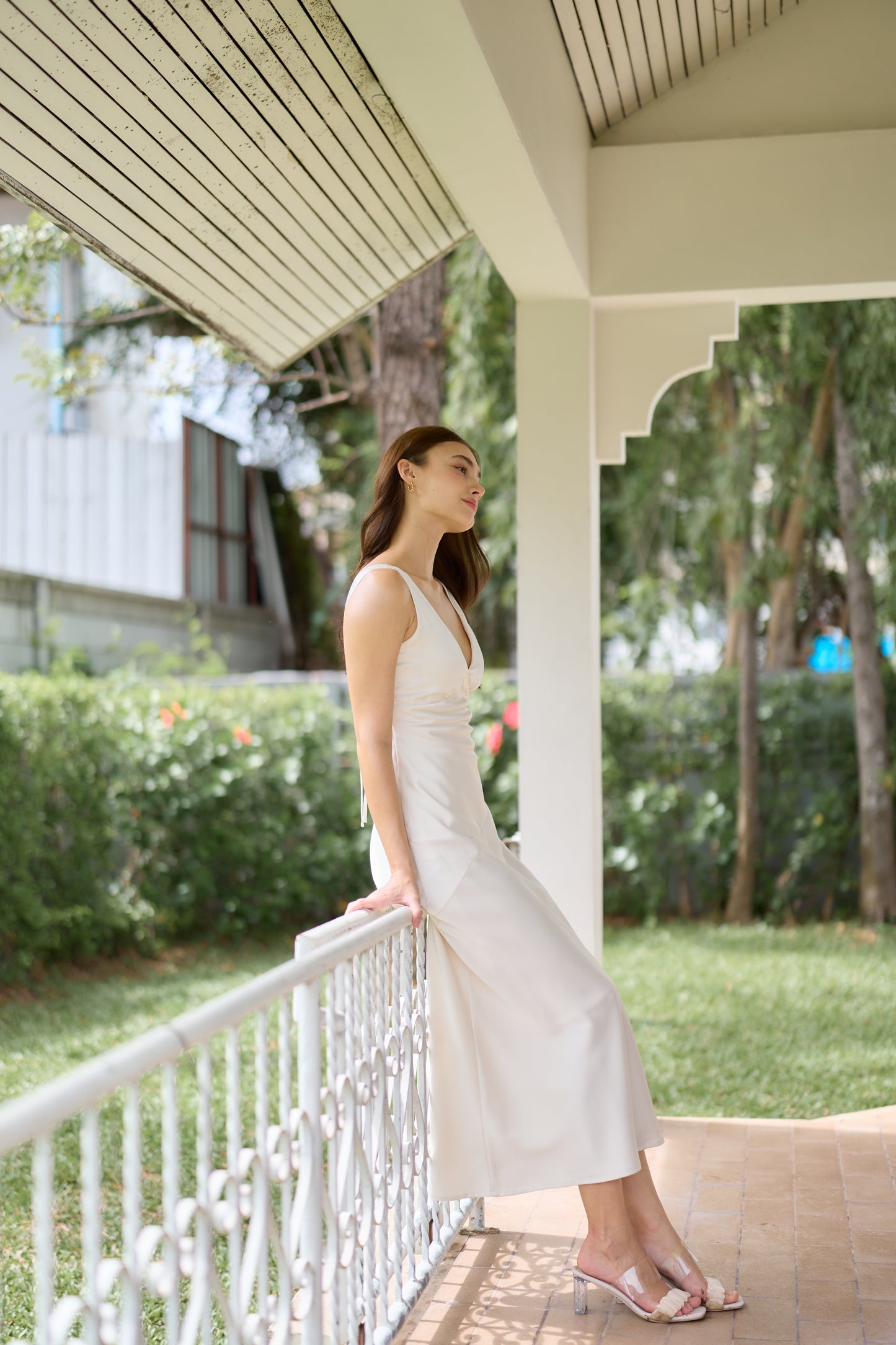 Gwyneth Padded Dress (Ivory)