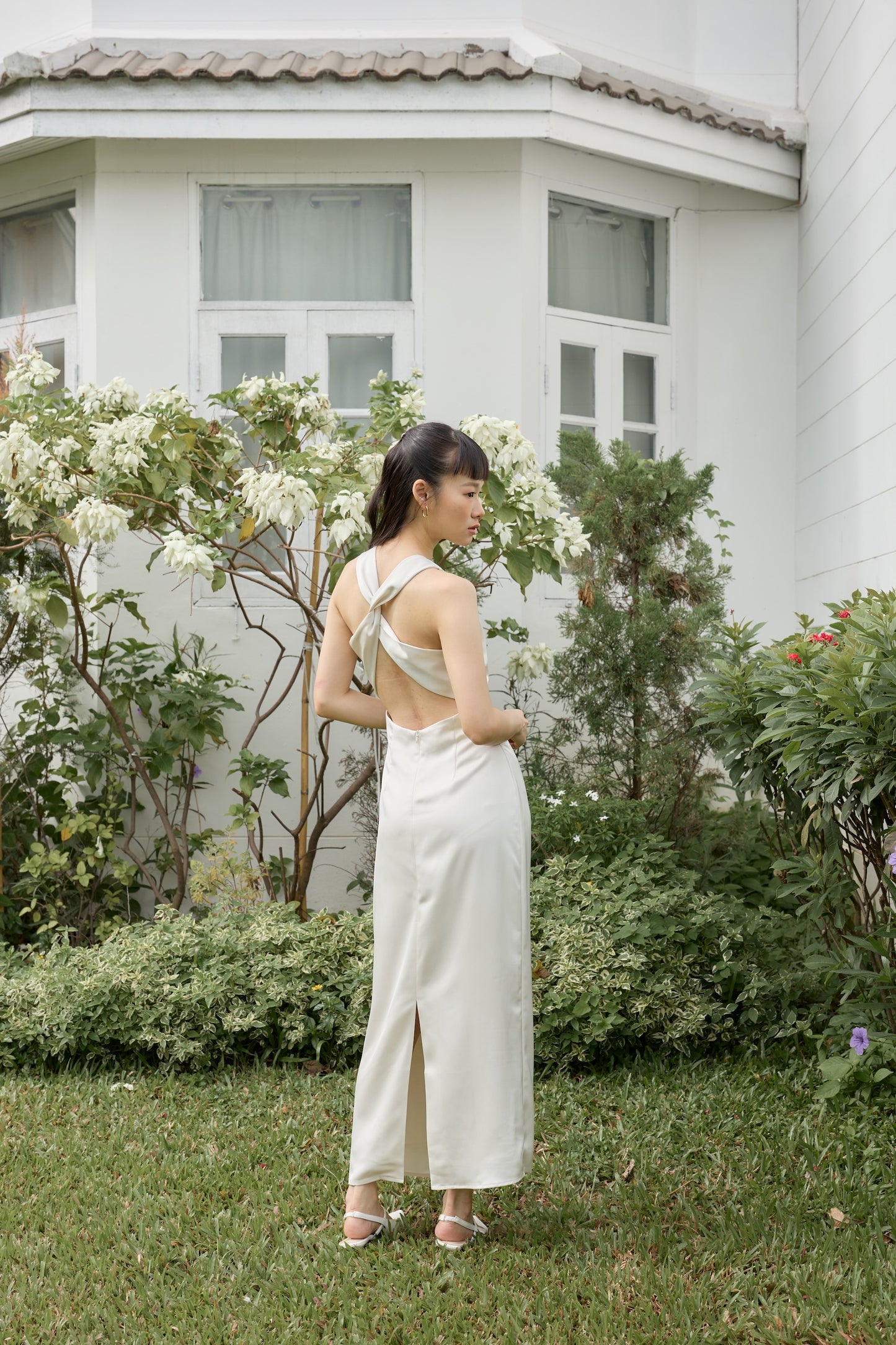 Vivienne Dress (Ivory)