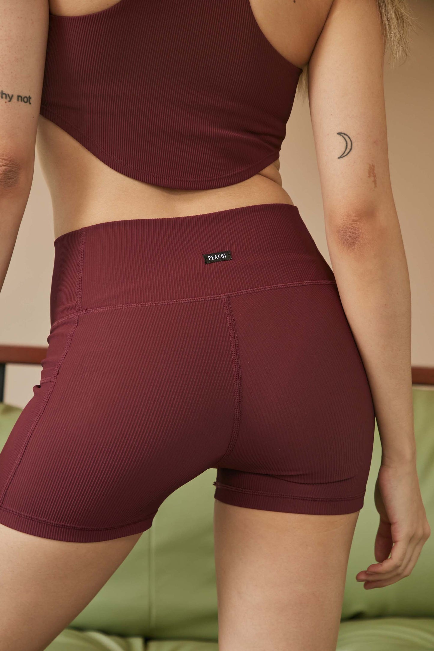 Curve High Neck Ribbed Bra (Maroon)
