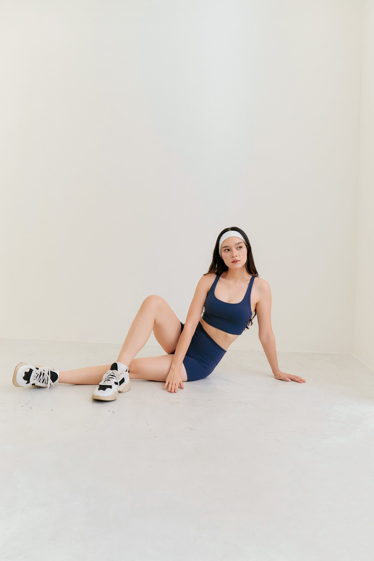Scoop Neck Cami Bra V2 (Navy)
