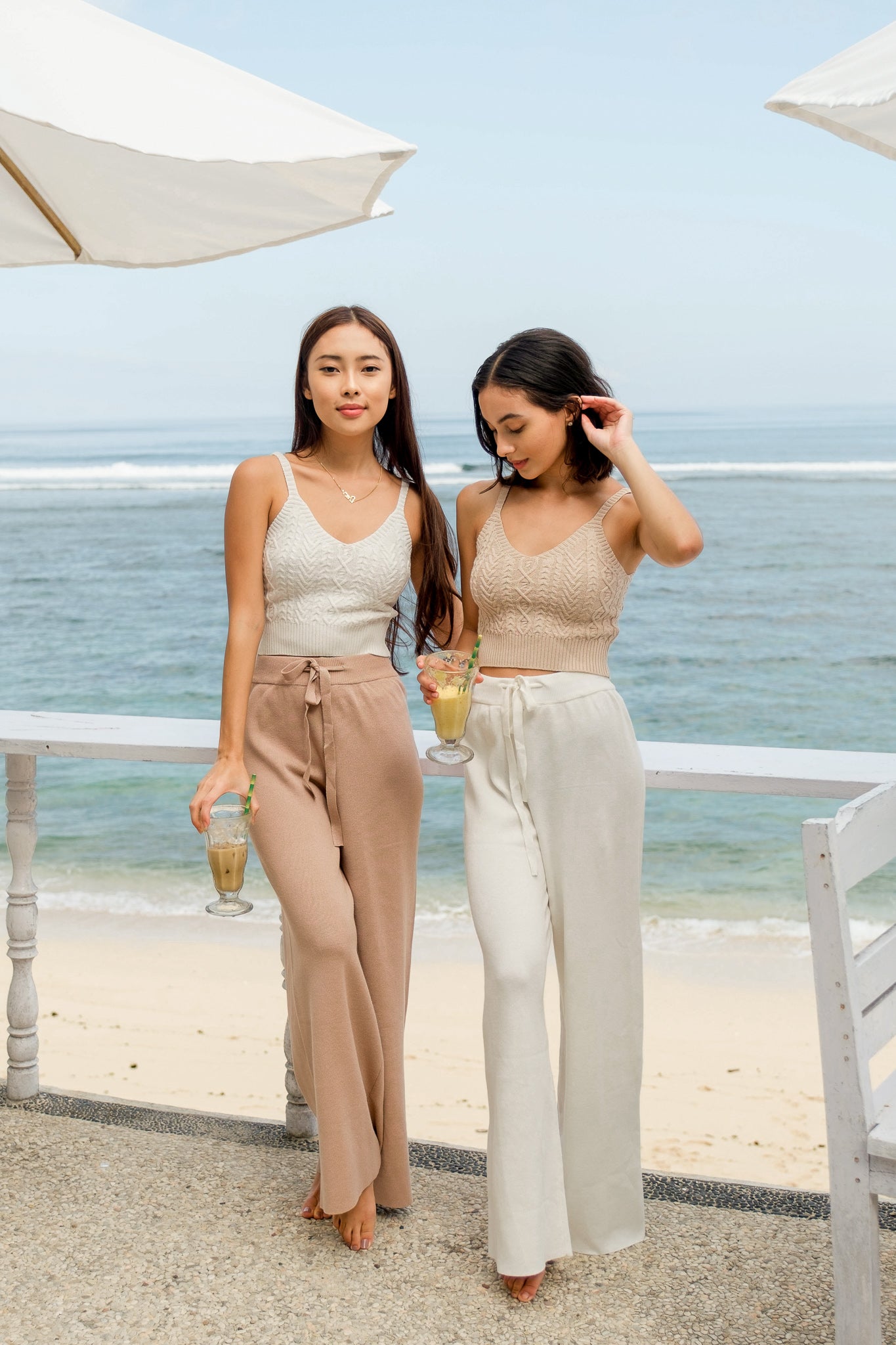 Knit Flared Pants (White)