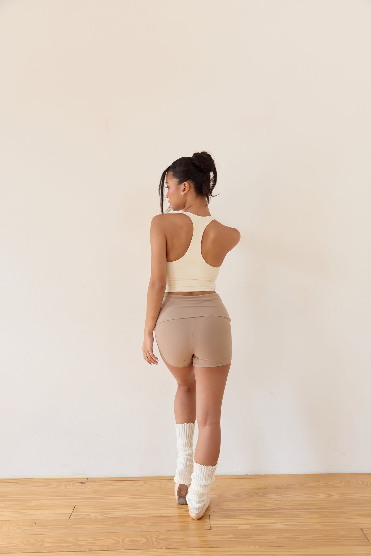 Flow Foldover Shortie (Latte)