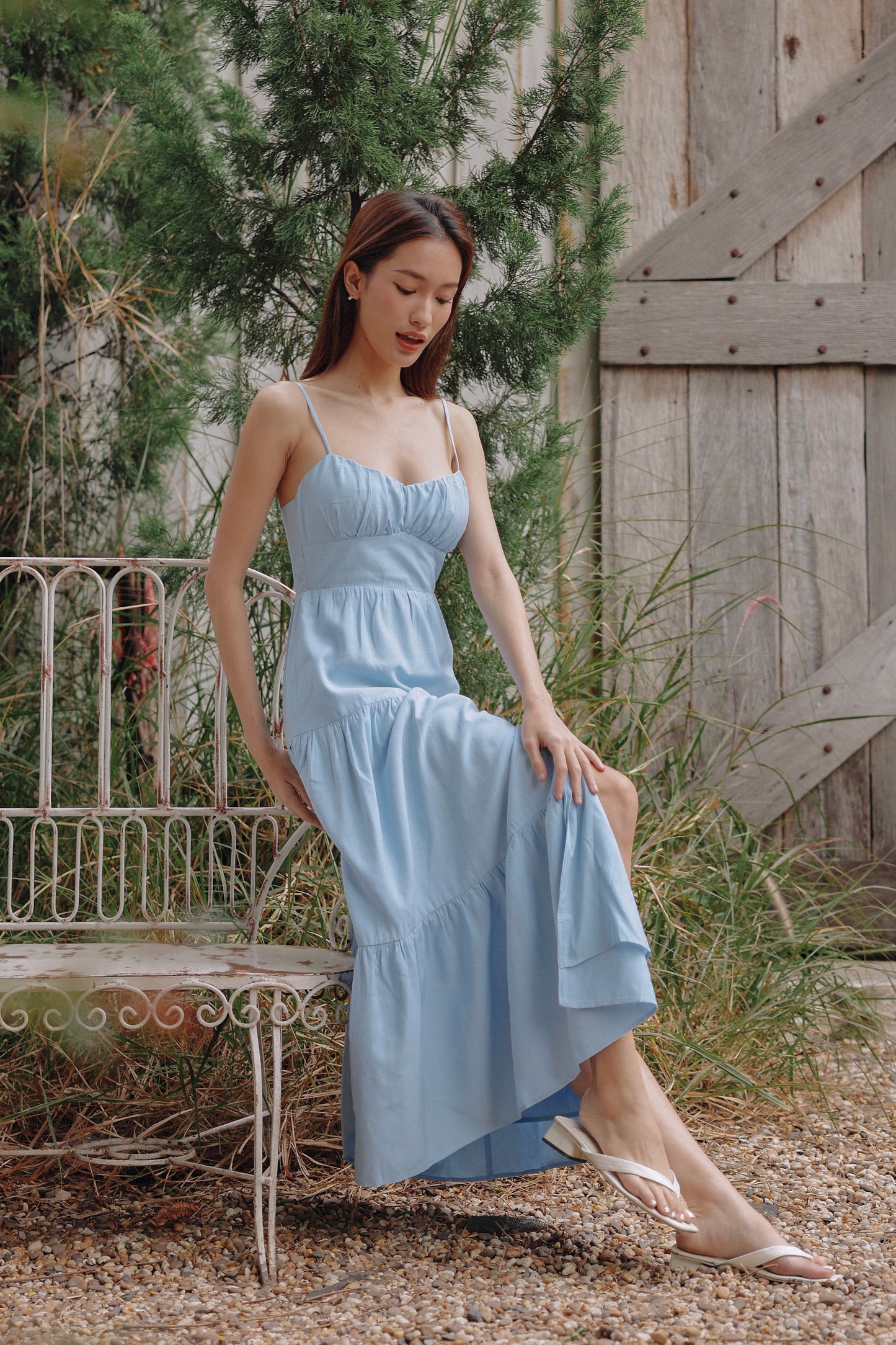 Meadow Padded Linen Dress (Blue)