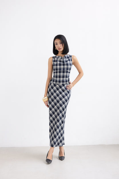 Lace Trim Skirt (Navy Plaid)