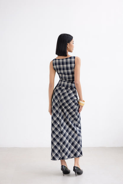 Lace Trim Skirt (Navy Plaid)