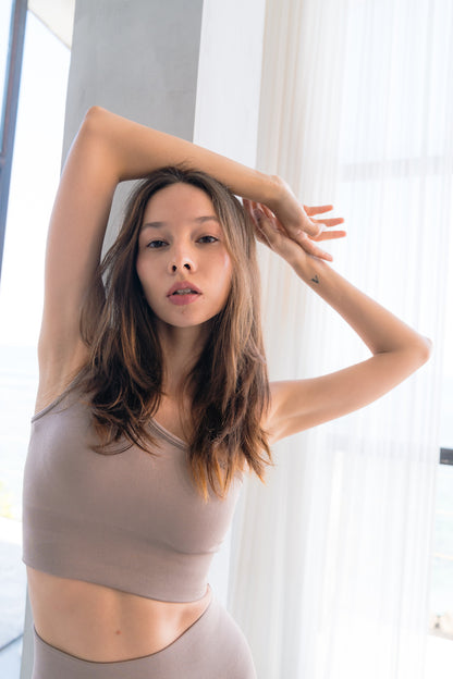 Seamless Toga Longline Bra (Taupe)